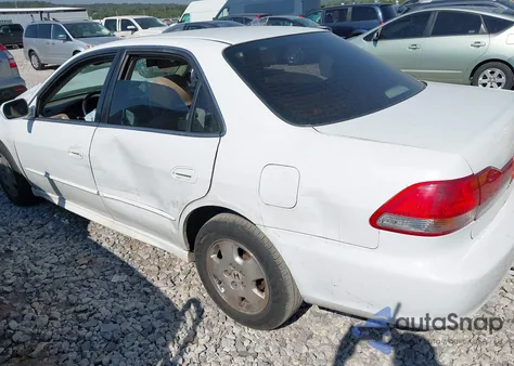 2002 Honda Accord 3.0 Ex из США, поврежденный, VIN 1HGCG16582A079577